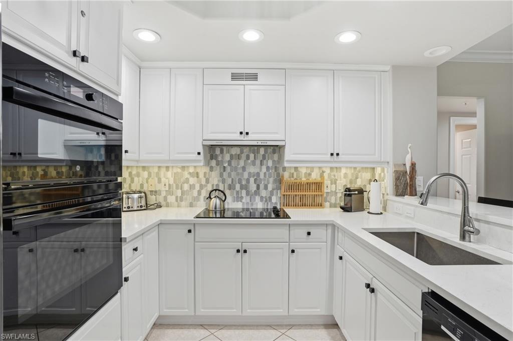 2738 Tiburon Blvd E B104 Property Photo 2