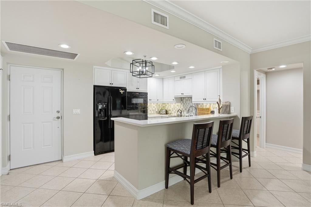 2738 Tiburon Blvd E B104 Property Photo 6