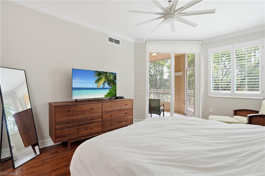 2738 Tiburon Blvd E B104 Property Photo 7