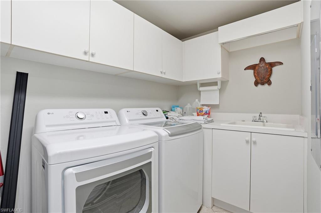 2738 Tiburon Blvd E B104 Property Photo 11