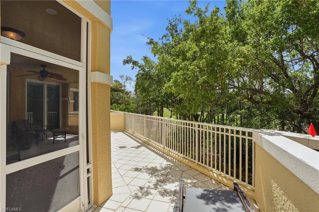 2738 Tiburon Blvd E B104 Property Photo 15