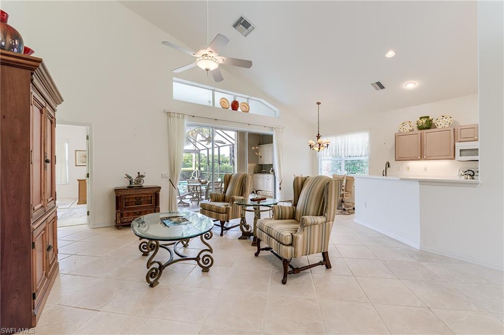 9156 Spring Run Blvd Property Photo 3