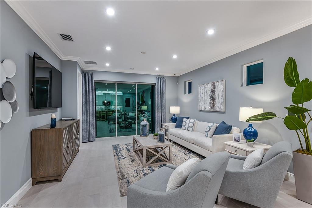6679 Good Life St Property Photo 4