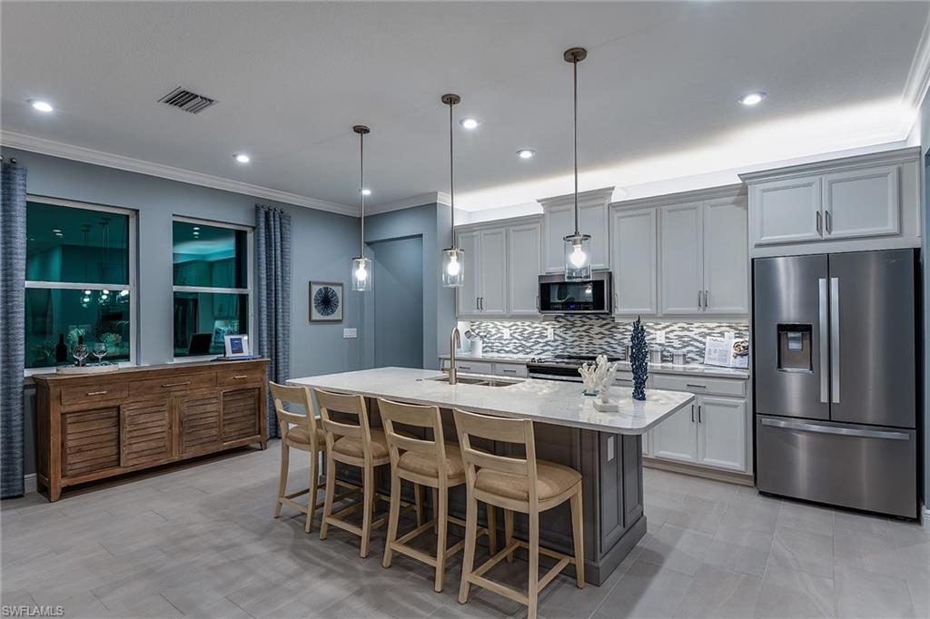 6679 Good Life St Property Photo 10