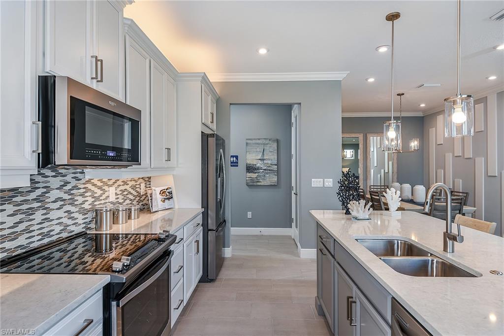6679 Good Life St Property Photo 22