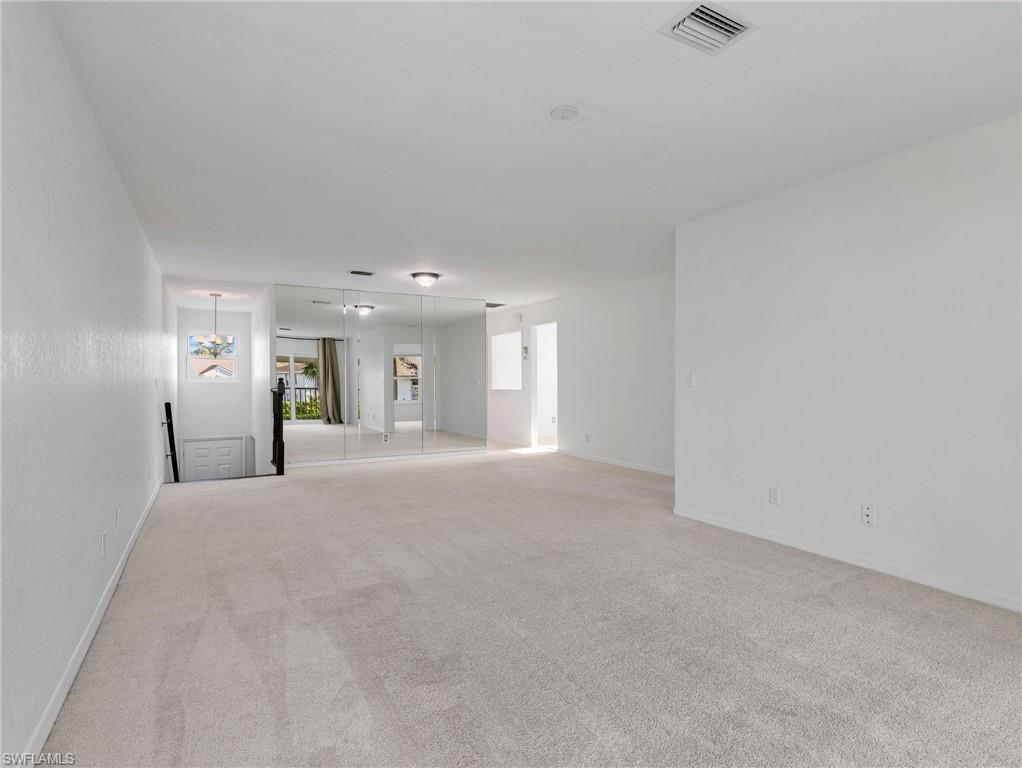 1494 Trafalgar Ln C Property Photo 4