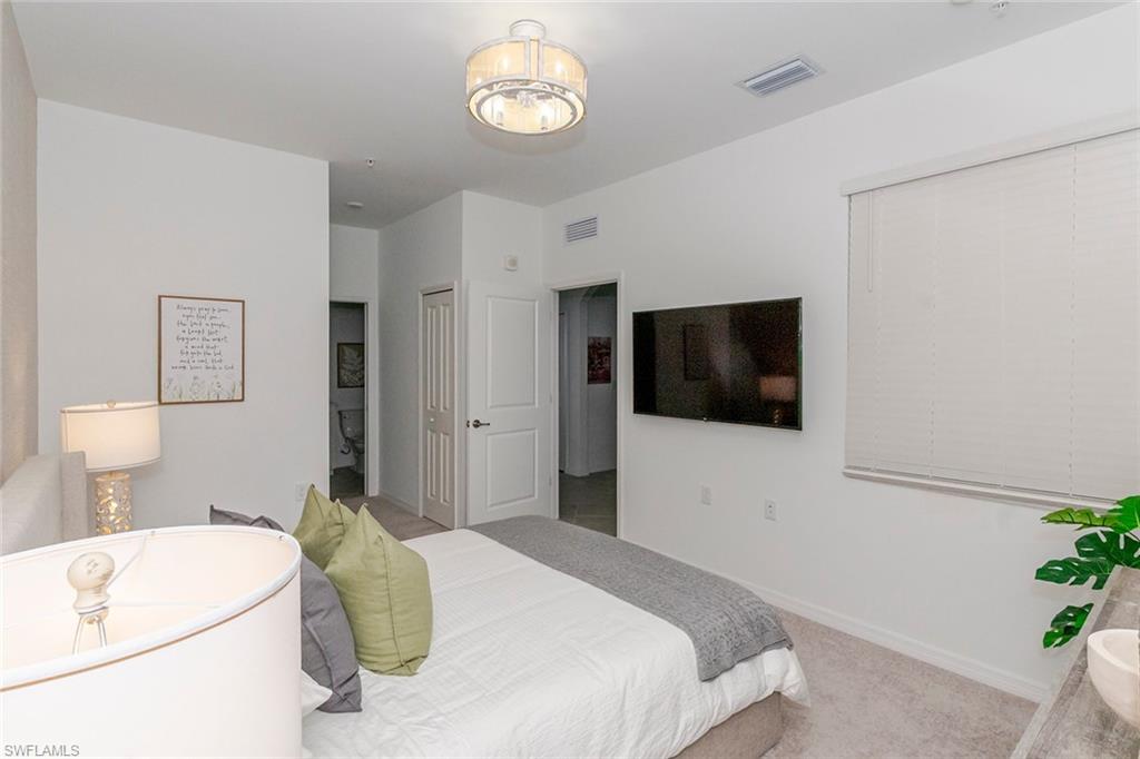 5527 Double Eagle Cir 3842 Property Photo 12