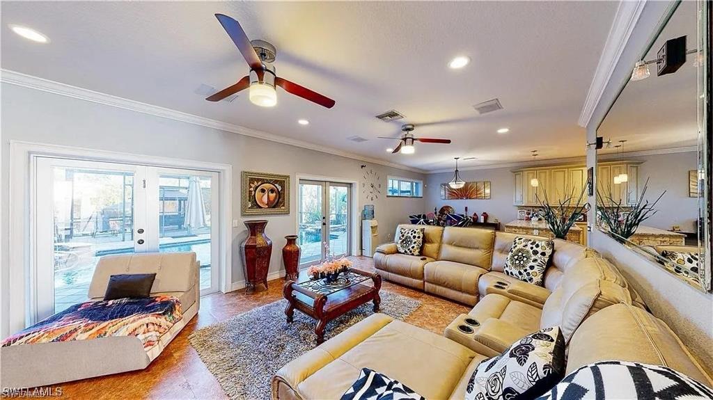 1702 Highland Ave Property Photo 14