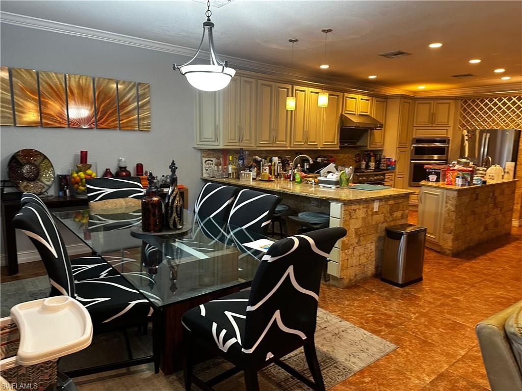 1702 Highland Ave Property Photo 17