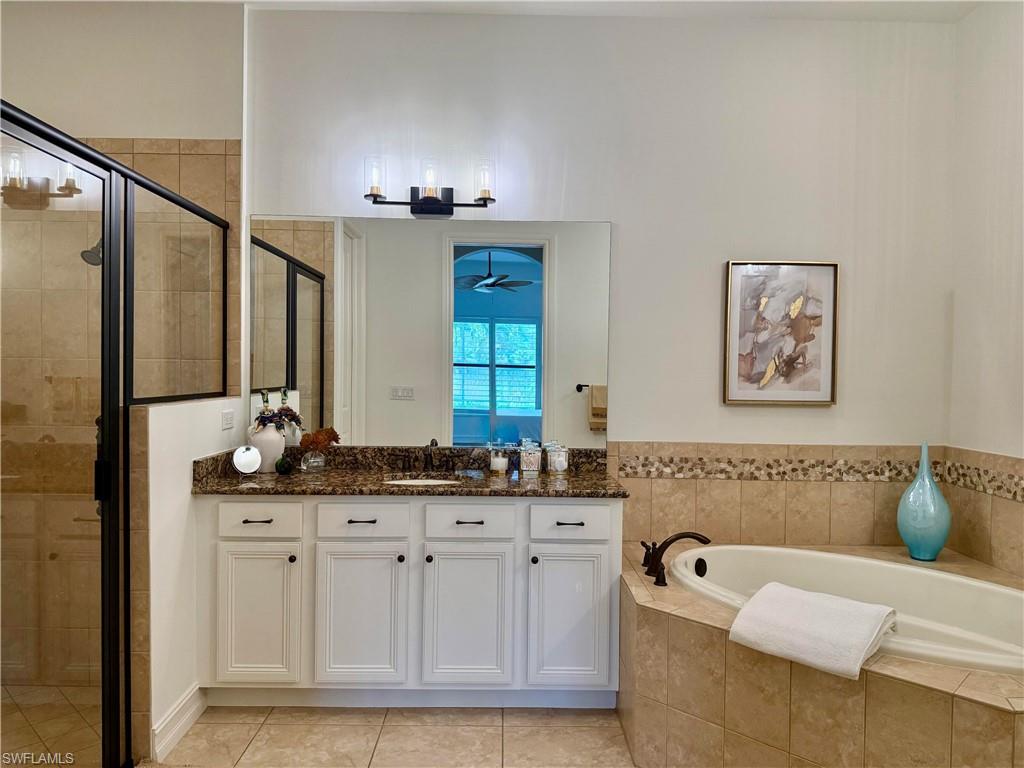 7476 Moorgate Point Way Property Photo 10