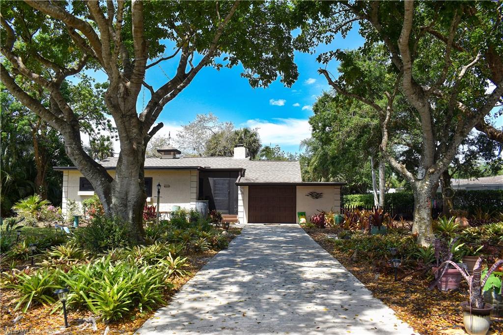 27213 Rio Vista Cir Property Photo 3