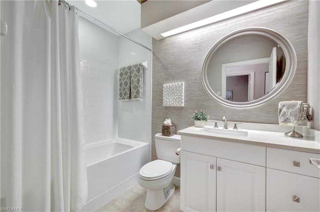 8661 Piazza Del Lago Cir 204 Property Photo 13