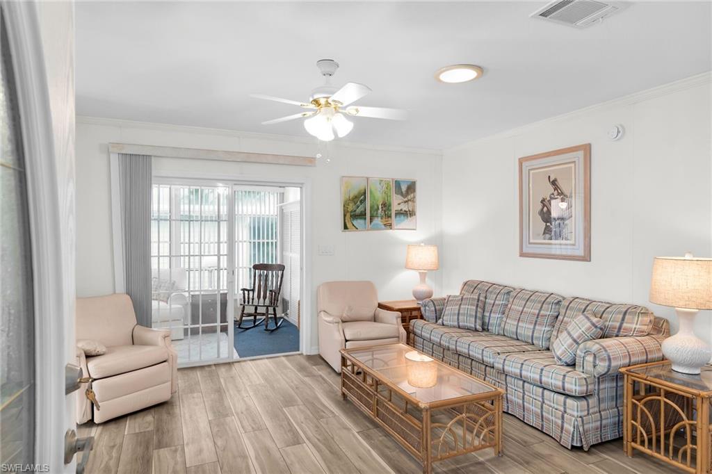 33 Monaco Ter Property Photo 3
