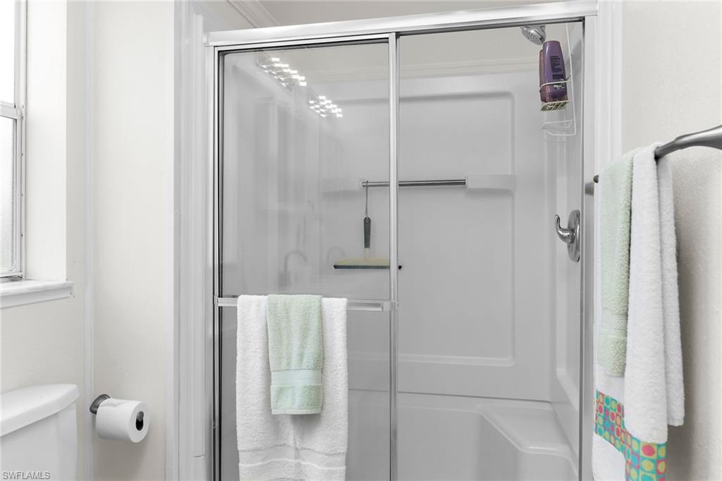 33 Monaco Ter Property Photo 17