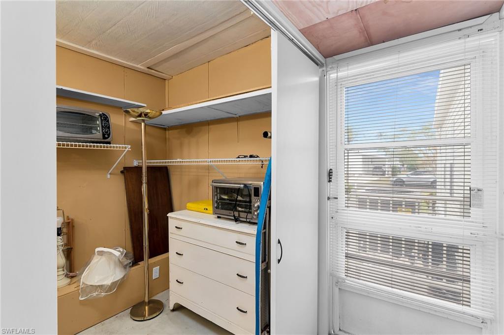 33 Monaco Ter Property Photo 20