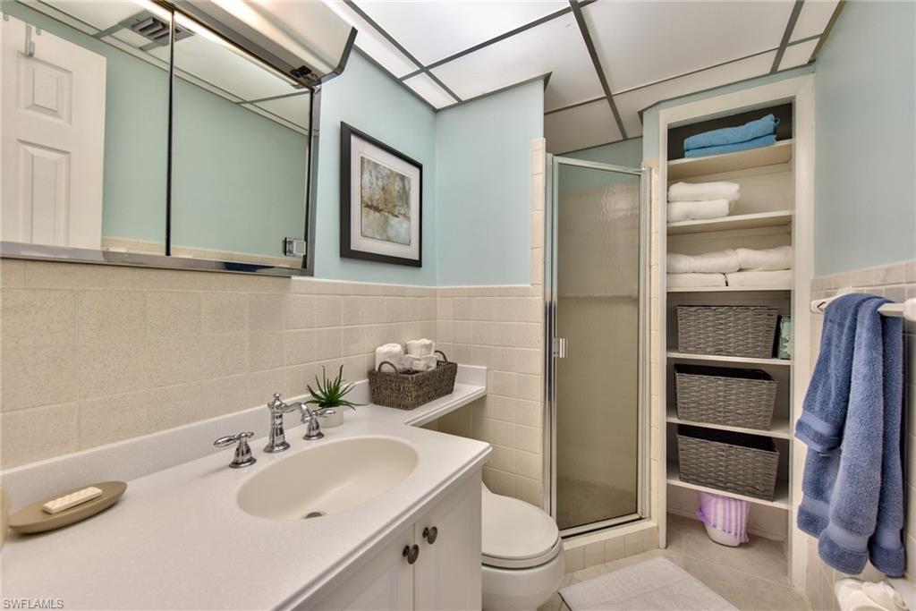 2121 Gulfshore Blvd N 503 Property Photo 10