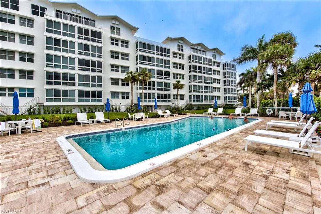2121 Gulfshore Blvd N 503 Property Photo 13