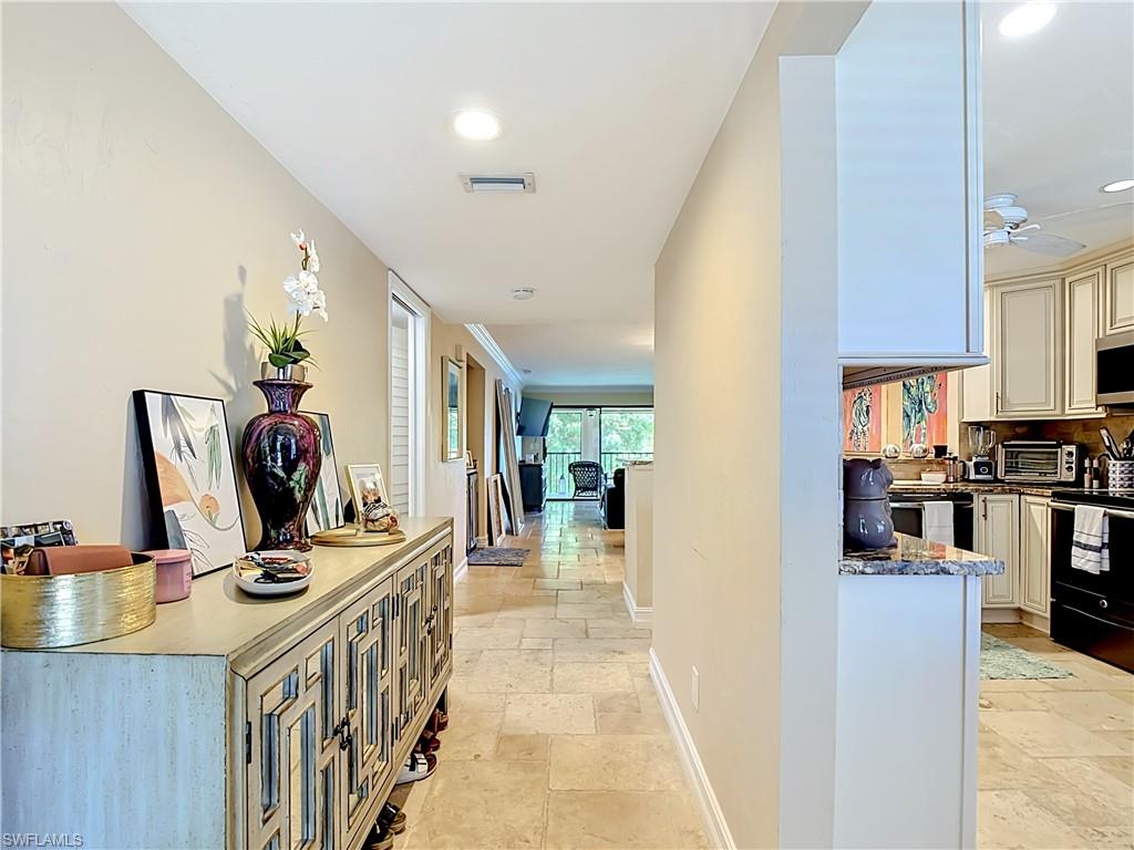 800 Misty Pines Cir 202 Property Photo 5