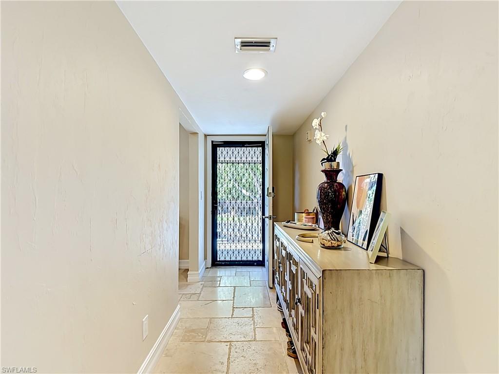 800 Misty Pines Cir 202 Property Photo 6