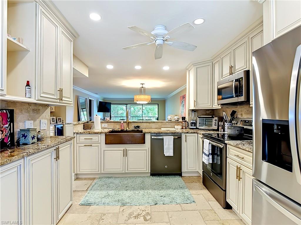 800 Misty Pines Cir 202 Property Photo 8