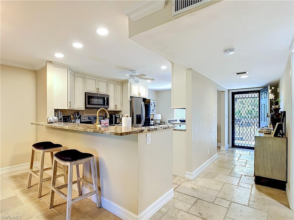 800 Misty Pines Cir 202 Property Photo 14