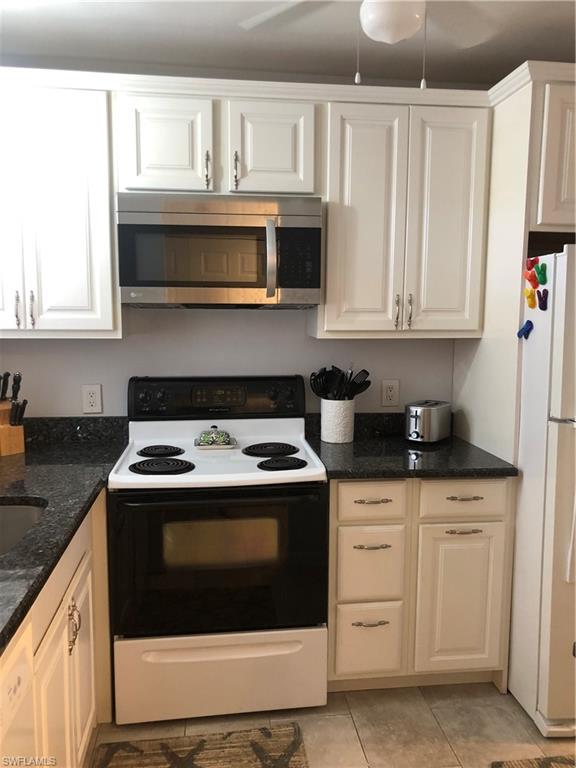 150 Turtle Lake Ct 310 Property Photo 2