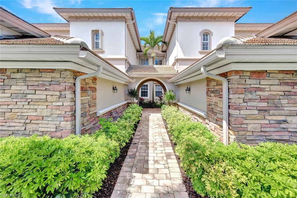 8755 Coastline Ct 202 Property Photo 4