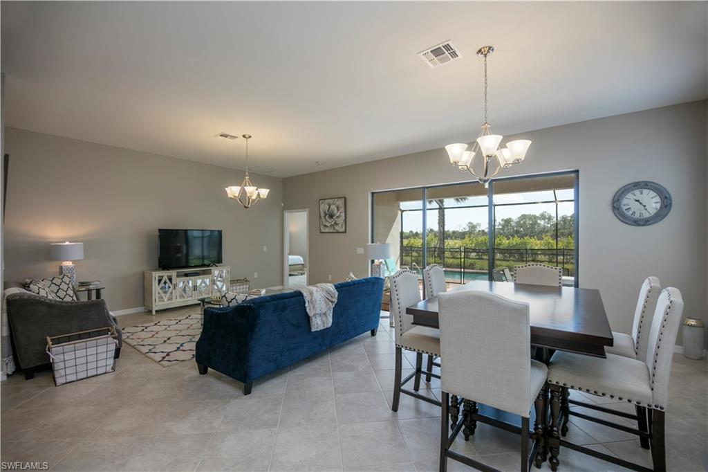 1466 Artesia Dr W Property Photo 4