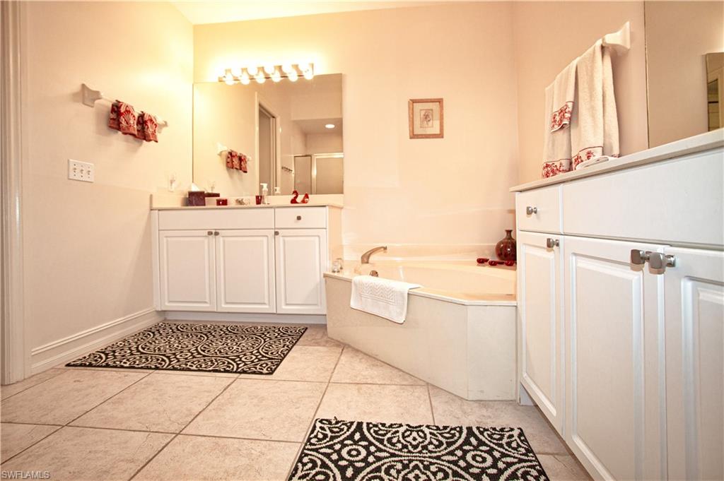 825 Bentwater Cir 101 Property Photo 24