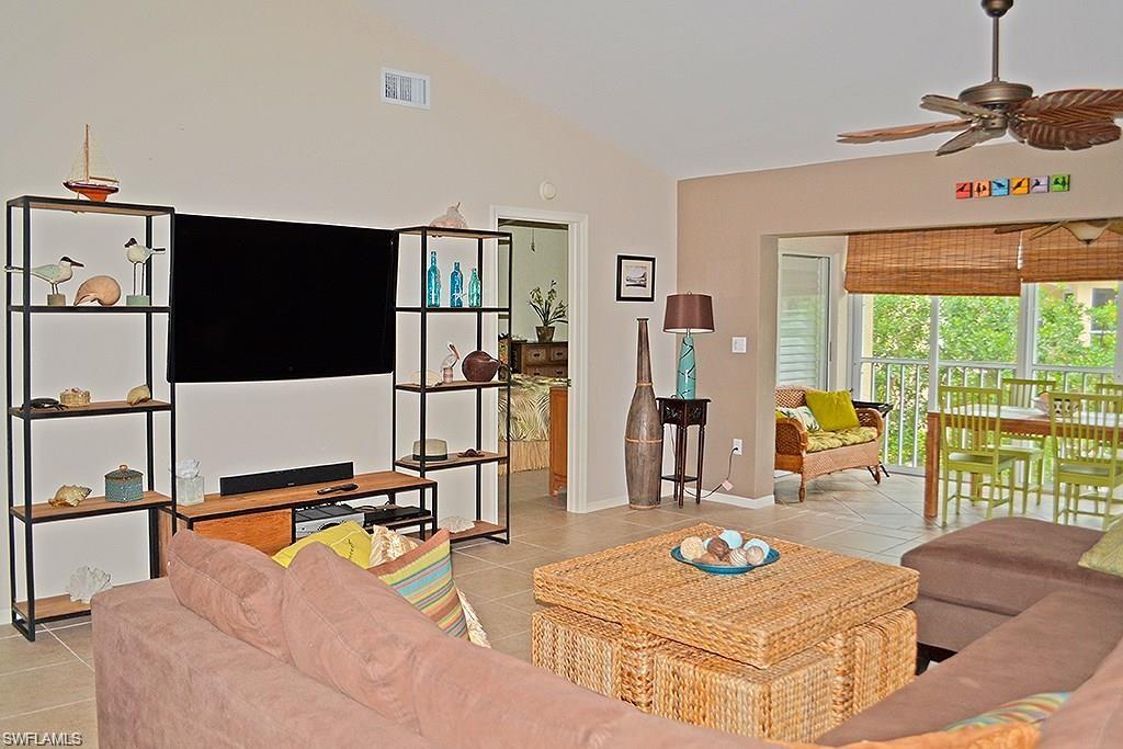 5635 Turtle Bay Dr 6 Property Photo 2