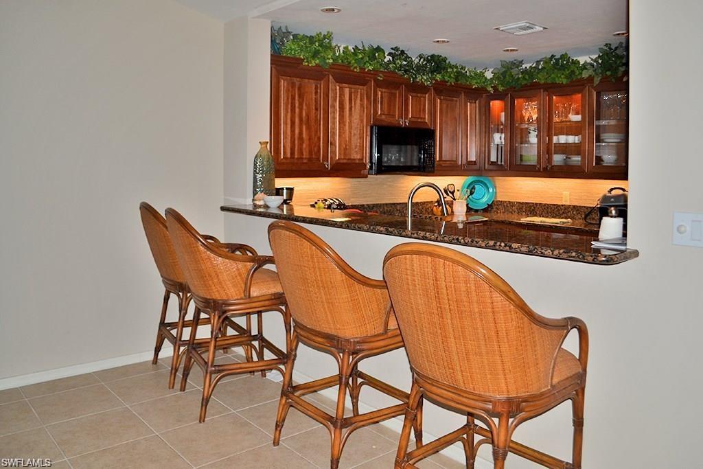 5635 Turtle Bay Dr 6 Property Photo 4