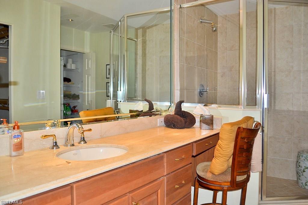 5635 Turtle Bay Dr 6 Property Photo 8