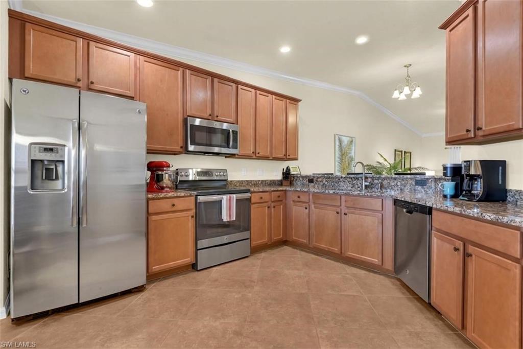 9528 Avellino Way 2526 Property Photo 6
