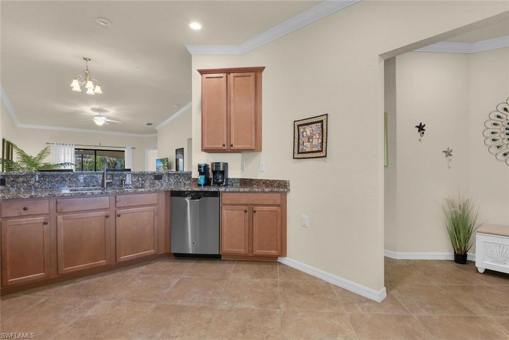 9528 Avellino Way 2526 Property Photo 7