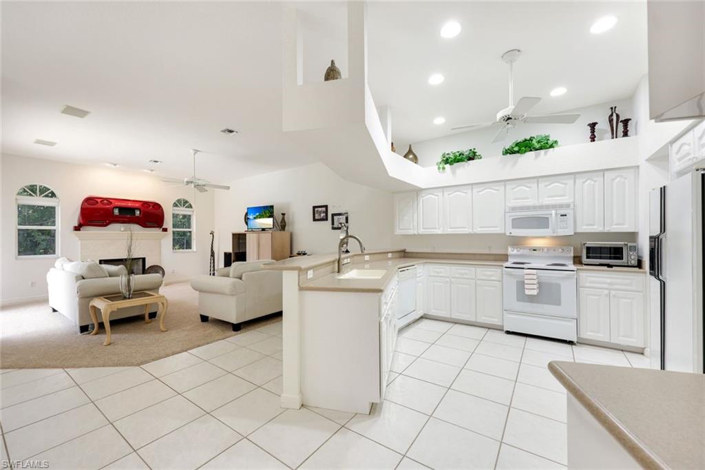 2079 Imperial Cir Property Photo 5