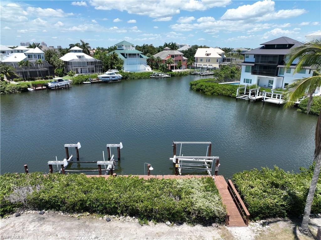 205 Bayfront Dr Property Photo 4