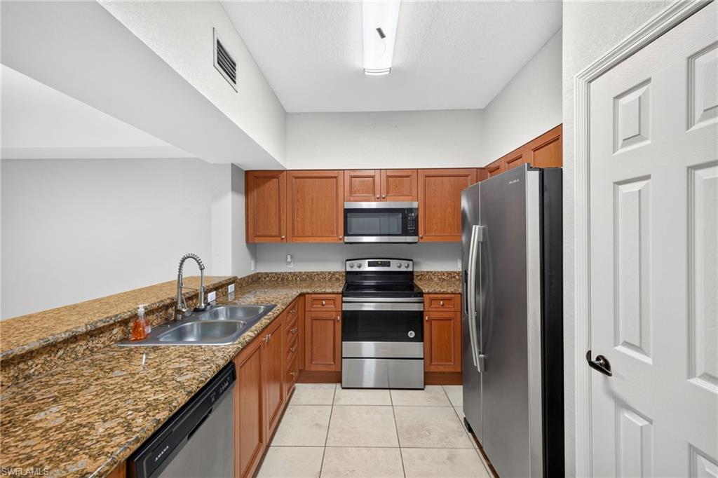 20265 Royal Villagio Ct 107 Property Photo 3