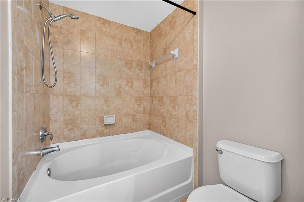 20265 Royal Villagio Ct 107 Property Photo 16