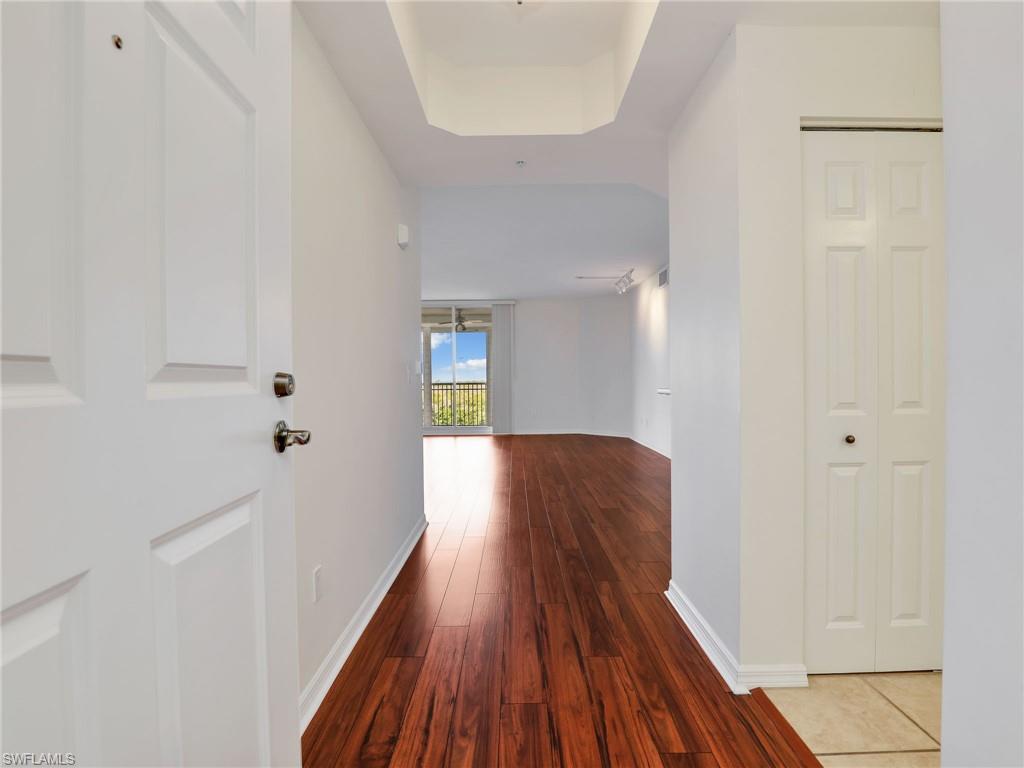 1001 Arbor Lake Dr 307 Property Photo 3