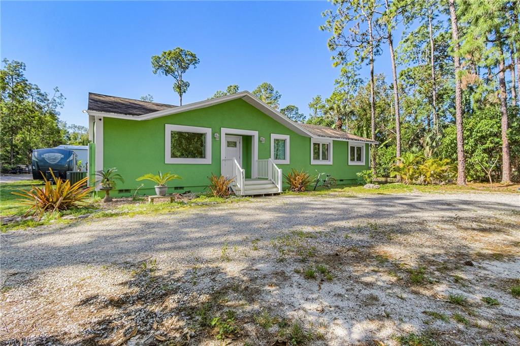 4870 Hawthorn Woods Way Property Photo 2