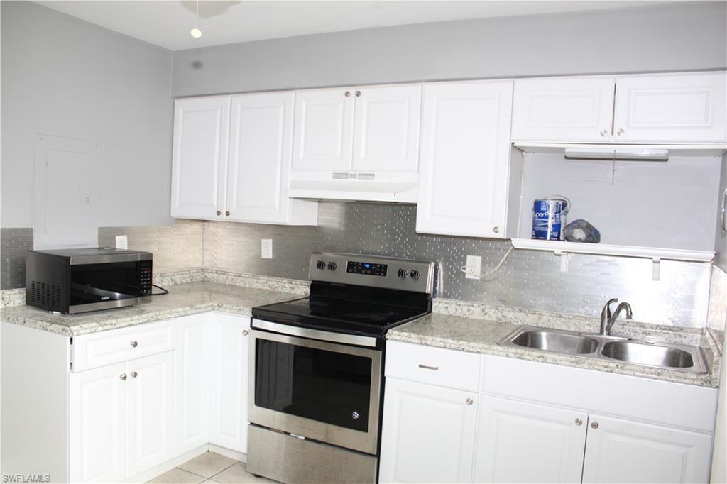 334 Cape Coral Pky W 1 Property Photo 3