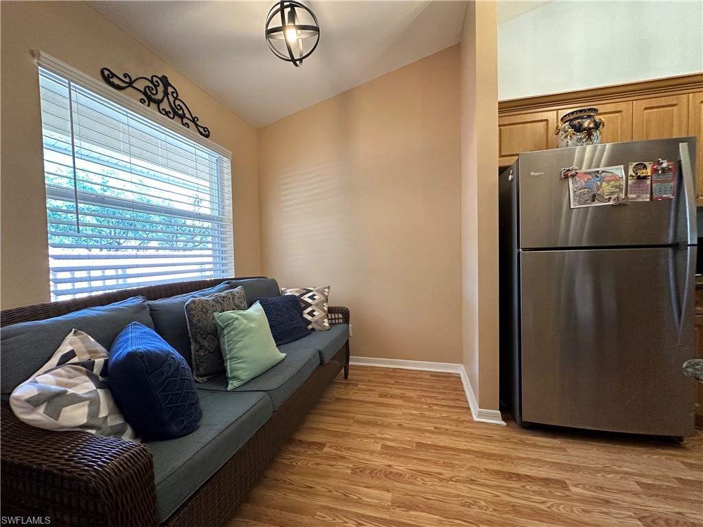 241 Robin Hood Cir 204 Property Photo 5