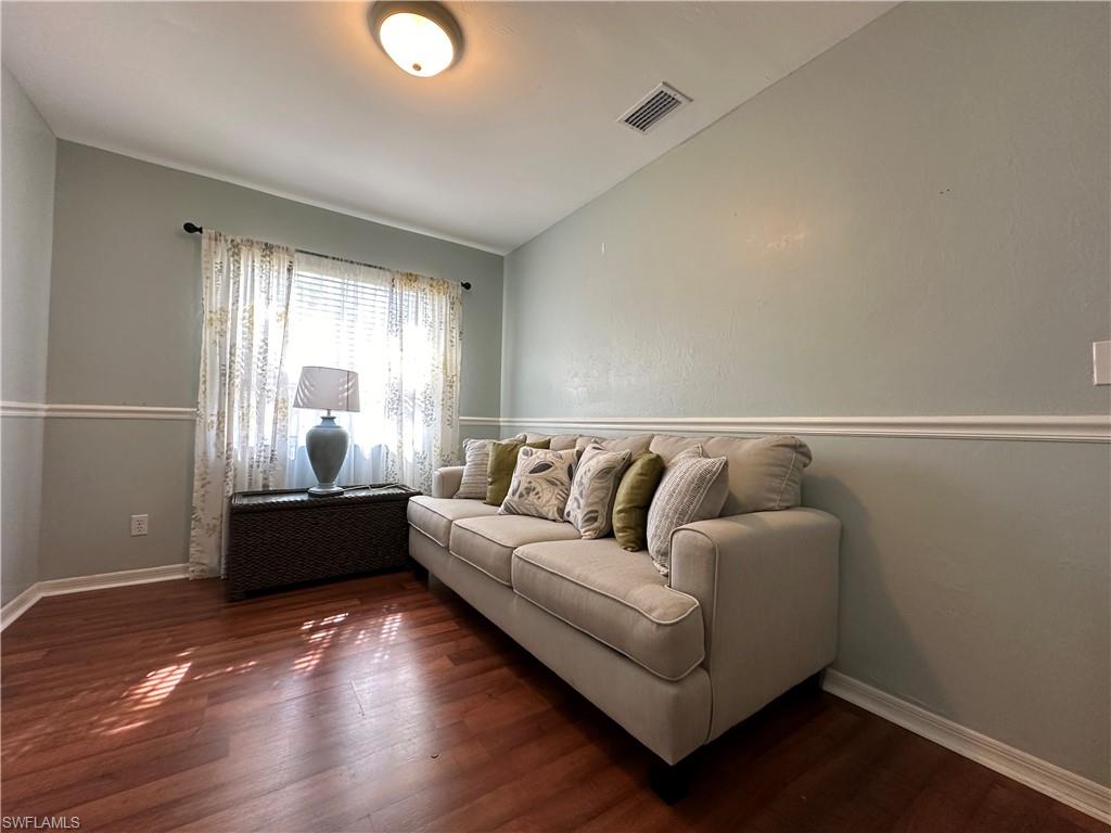 241 Robin Hood Cir 204 Property Photo 14
