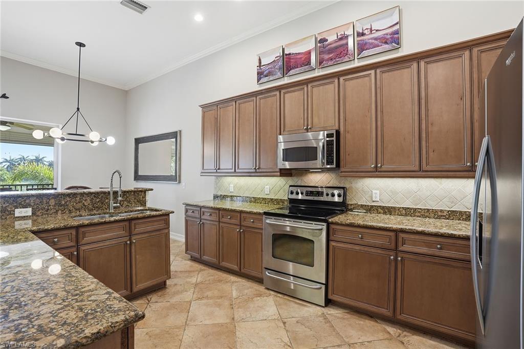 9250 Triana Ter 203 Property Photo 12