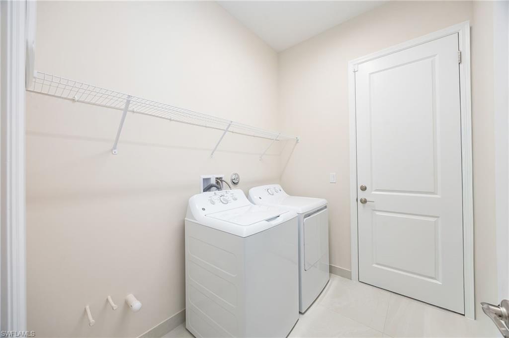 2550 Kingfisher Dr Property Photo 23