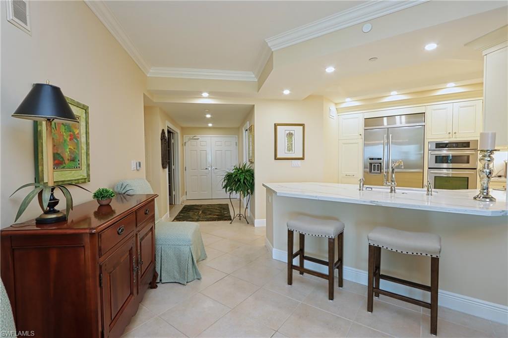 60 Seagate Dr 402 Property Photo 10