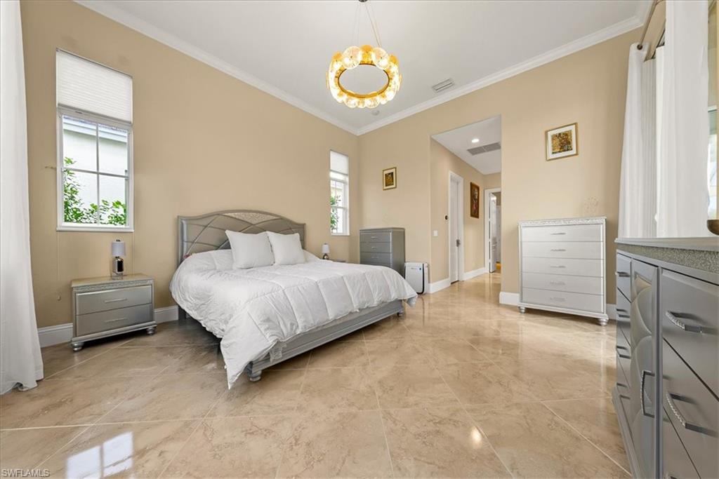 8593 Bellagio Dr Property Photo 17