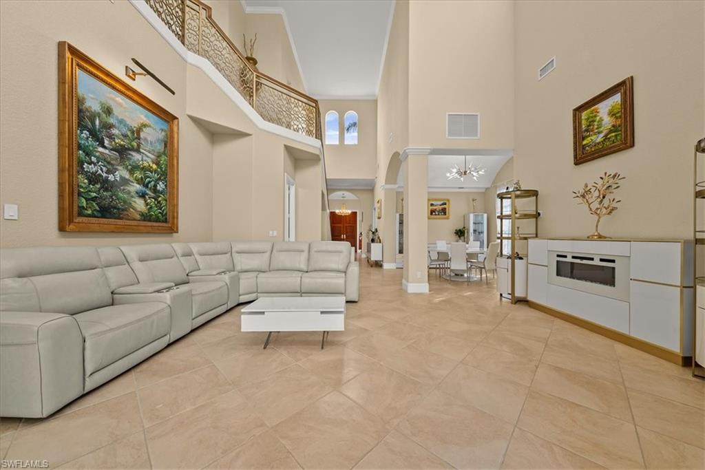 8593 Bellagio Dr Property Photo 20