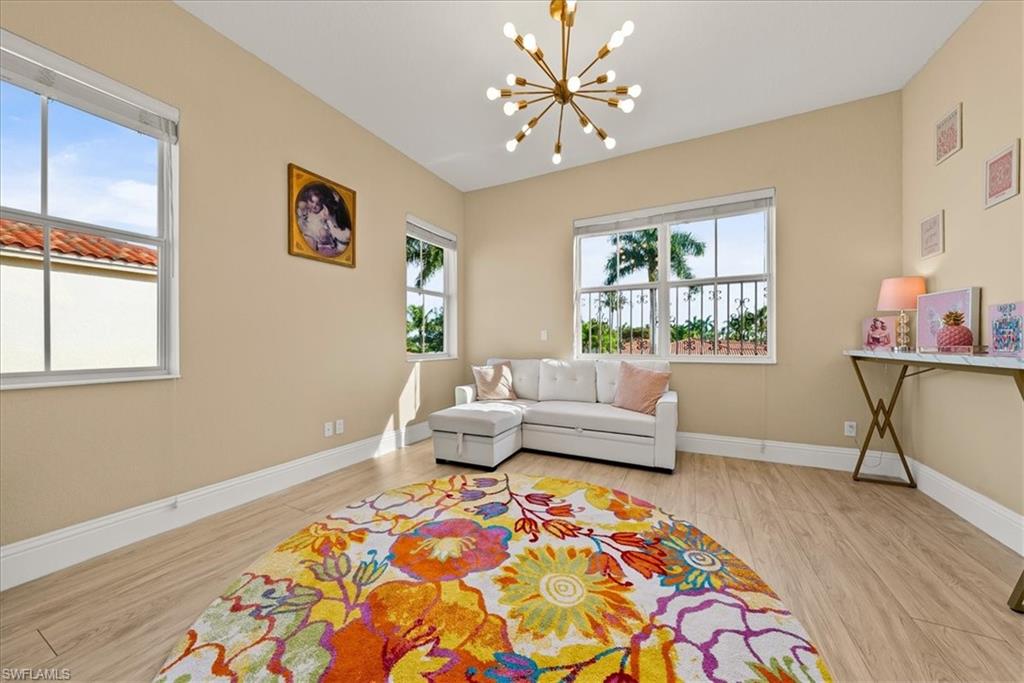8593 Bellagio Dr Property Photo 25
