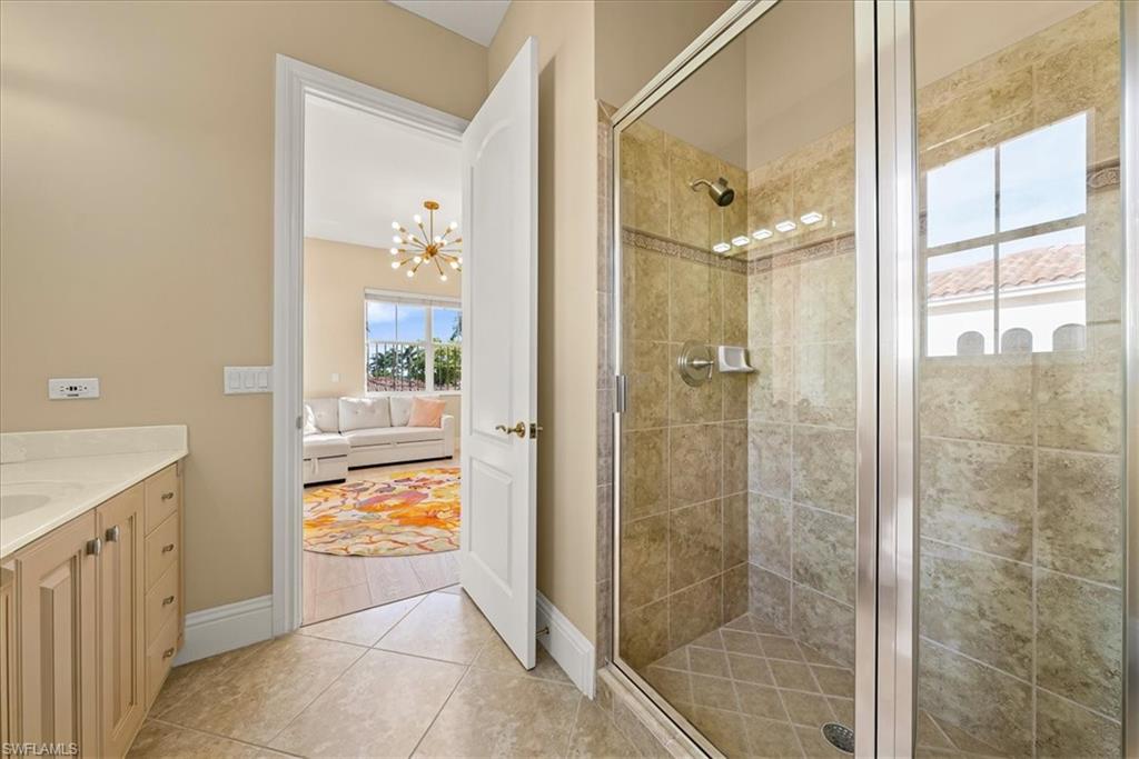 8593 Bellagio Dr Property Photo 27